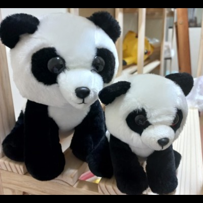 Mamãe e Filhote Pandas de pelúcia