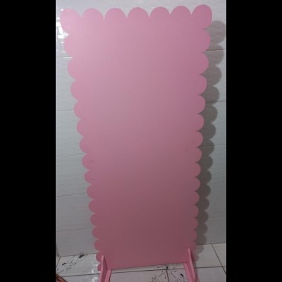 Painel em mdf babado, cor rosa bebê (80cm x 1,90m)